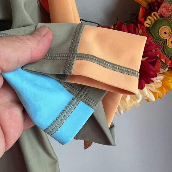 prAna Womens Baja Bound Rashguard XTRA-SMALL XS in Black Long Sleeve - Picture 3 of 8